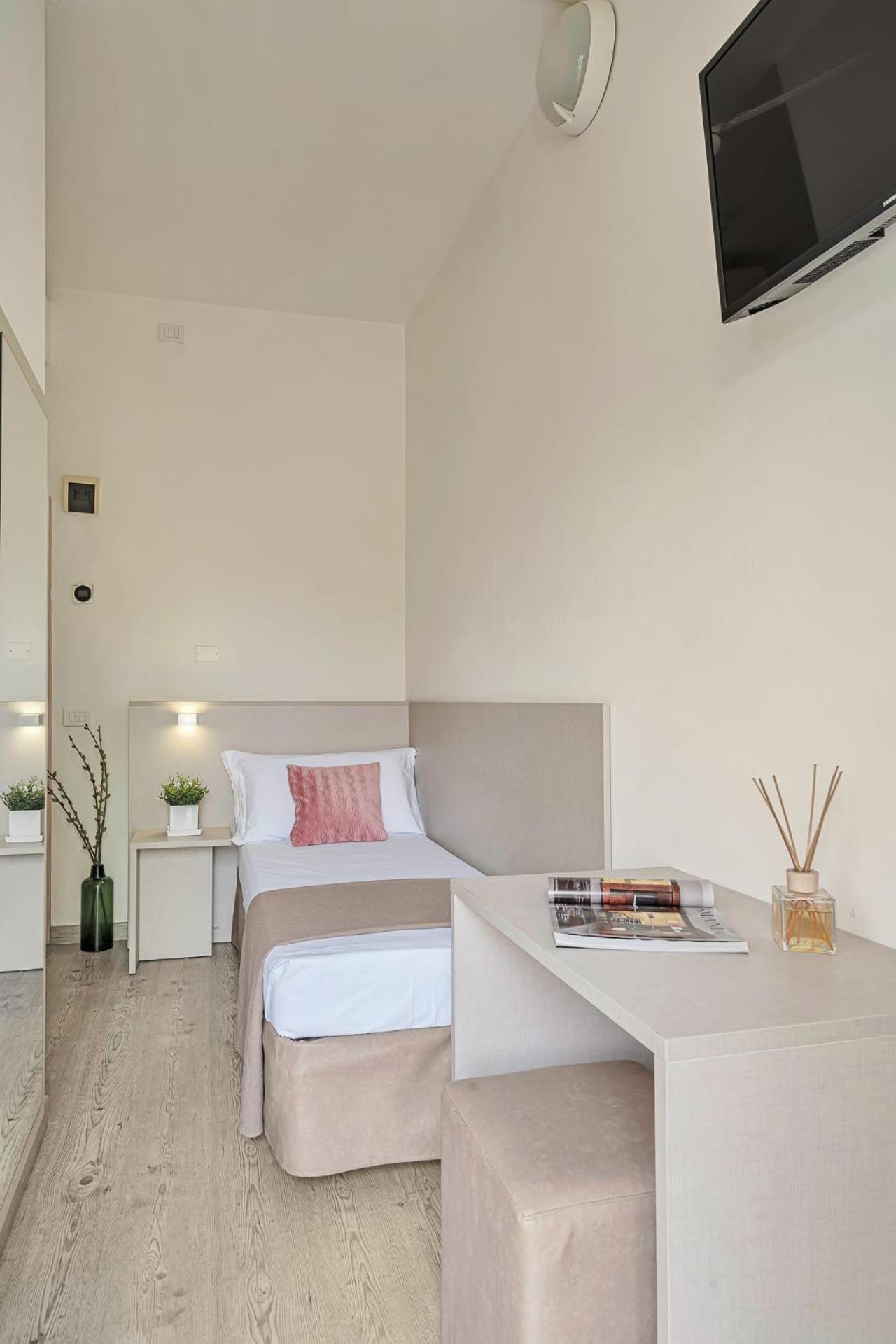 Hotel Lux Gabicce Mare Extérieur photo
