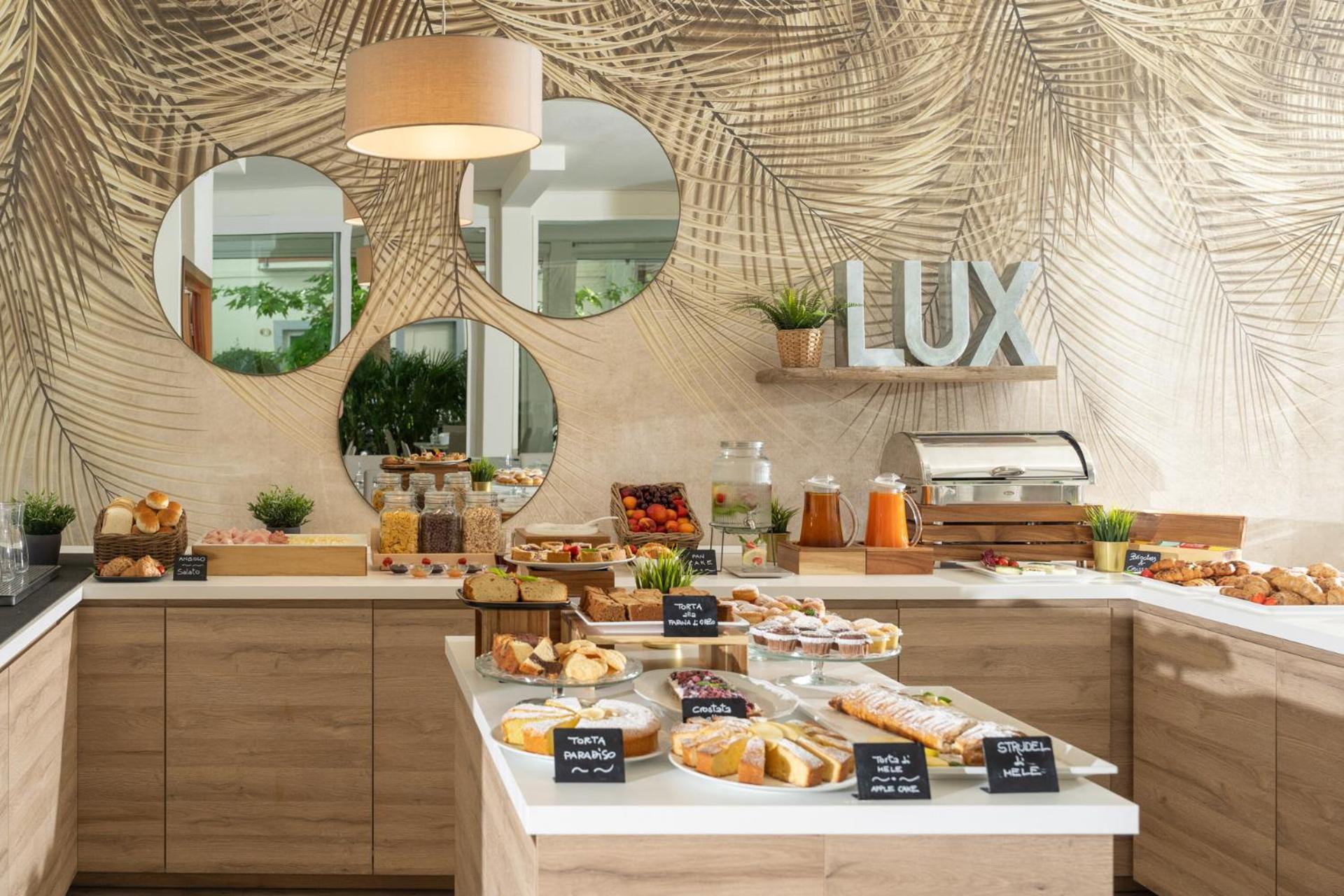 Hotel Lux Gabicce Mare Extérieur photo