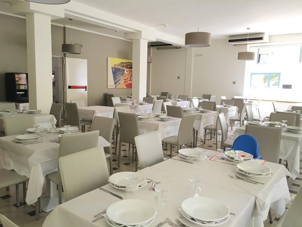Hotel Lux Gabicce Mare Extérieur photo